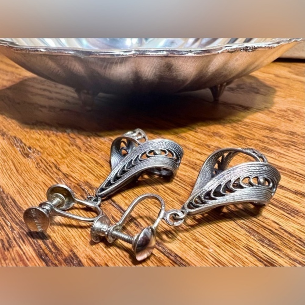 Sterling‎ Silver Vintage Screw Back Earrings